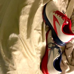 Women’s launch 7 Patriotic colors size 10W